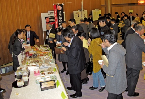 でん粉関係者で賑わう展示会場