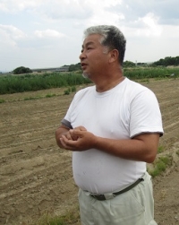 「通常よりも収穫時期が早いので味を乗せるのが大変ですが、最近、京野菜のミニ版が人気」(石割氏)