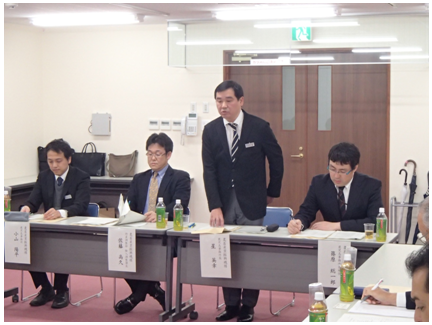 出席者からの意見を総括する星所長