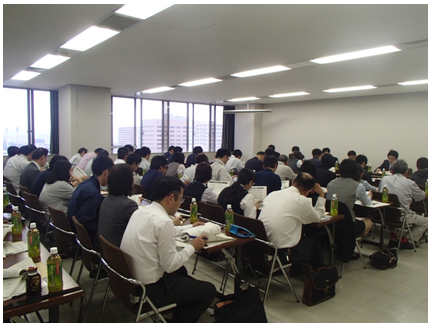 会場の様子