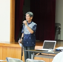 主催者あいさつを行う比屋根方次対策協議会長