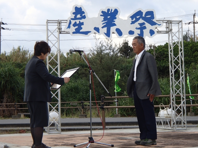 野本勝彦氏への機構理事長賞授与
