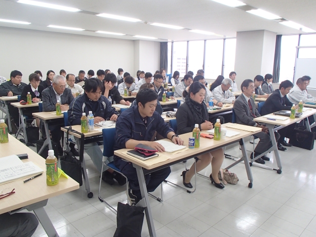 全体説明会の様子