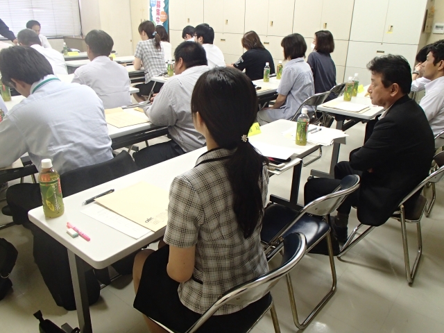 全体説明会の様子