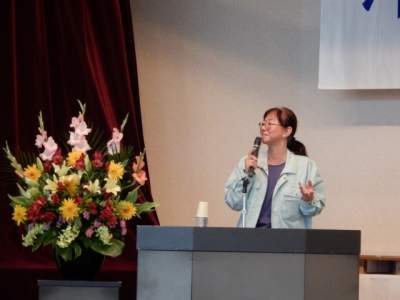 質問者に対して回答する大見氏の様子