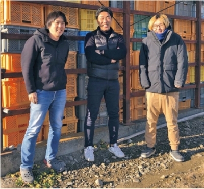 淡路島たまねぎの若い担い手 (左から2525 ファーム迫田氏、Top Field 堤氏、at green 田辺氏)